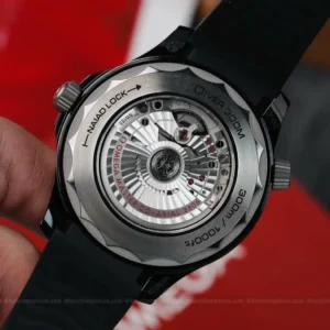 Omega Seamaster Diver 300M Co‑Axial Master Chronometer 210.92.44.20.01.001 Black Dial Ceramic 42mm – VIP Version - Görsel 12