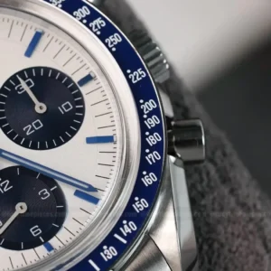 Omega Speedmaster 50th Anniversary Co-Axial Chronometer Chronograph 310.32.42.50.02.001 42mm “Silver Snoopy Award” – VIP Version - Görsel 7