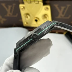 Audemars Piguet Royal Oak 15500 DiW Voidline AQUA Carbon 41mm   – VIP Version - Görsel 10