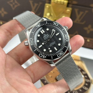 Omega Seamaster Diver 300M “James Bond 007” 210.32.42.20.01.005 42MM – VIP Version - Görsel 4