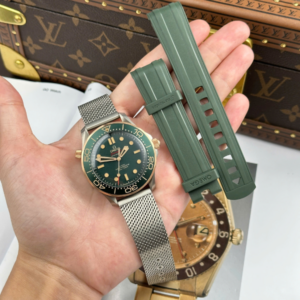 Omega Seamaster Diver 300M “James Bond 007” 210.90.42.20.10.001 42MM Bronze Gold Titanium – VIP Version - Görsel 3