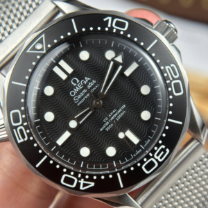 Omega Seamaster Diver 300M “James Bond 007” 210.32.42.20.01.005 42MM – VIP Version - Görsel 5