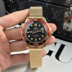 Omega Seamaster Diver 300M “James Bond 007” 210.90.42.20.01.003 42MM Bronze Gold – VIP Version - Görsel 3