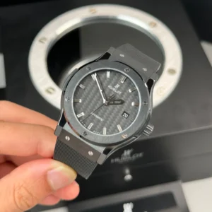 Hublot Classic Fusion Ceramic Black 42mm Carbon Dial JJZ Base – VIP Version - Görsel 3