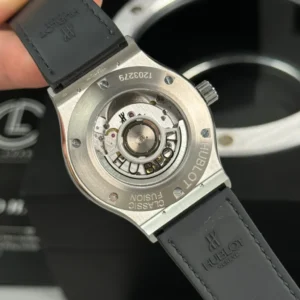 Hublot Classic Fusion Full Diamonds Moissanite Pave 42mm – Customize Diamod - Görsel 6