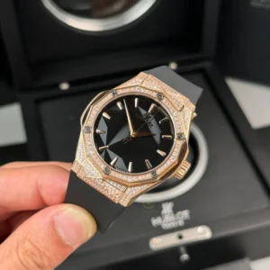 Alternative view of Hublot Classic Fusion Orlinski King Gold 550.OS.1800.RX.1604.ORL19 Zicron Pave 40mm – VIP Version