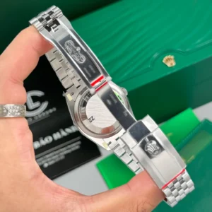 Rolex Datejust 36mm Sliver Black Dial 126234 – VIP Version - Görsel 6