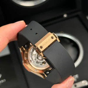 Hublot Classic Fusion Orlinski King Gold 550.OS.1800.RX.1604.ORL19 Zicron Pave 40mm – VIP Version - Görsel 8