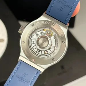 Hublot Classic Fusion Titanium 38mm Blue Dial Unisex Size – VIP Version - Görsel 6