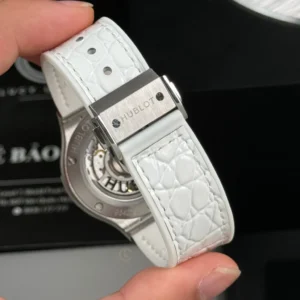 Hublot Classic Fusion Diamonds Moissanite Pave 38mm Dial Moissanite – Handcrafted Diamod - Görsel 6