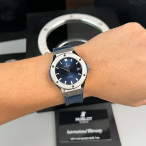 Hublot Classic Fusion Titanium 38mm Blue Dial Unisex Size – VIP Version - Görsel 4