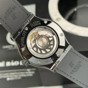 Hublot Classic Fusion Ceramic Diamonds 42mm Black Dial JJZ Base – Customize Version - Görsel 6