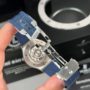 Hublot Classic Fusion Titanium 38mm Blue Dial Unisex Size – VIP Version - Görsel 7