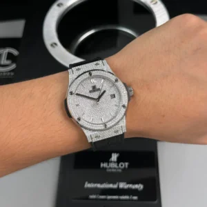 Hublot Classic Fusion Full Diamonds Moissanite Pave 42mm – Customize Diamod - Görsel 4