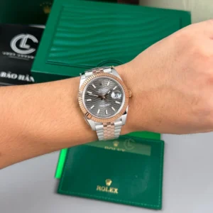 Rolex Datejust 41mm Demi Rose Gold Grey Motif Dial 126331 – VIP Version - Görsel 4
