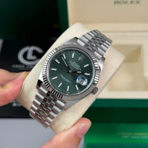 Rolex Datejust 41mm Sliver Green Motif Dial 126334 – VIP Version - Görsel 3