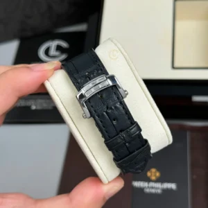 Patek Philippe Nautilus 5722G-001 40mm Custom Moissanite Baugette Blue Dial – Handcrafted Diamond - Görsel 7