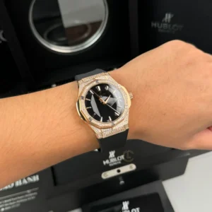 Hublot Classic Fusion Orlinski King Gold 550.OS.1800.RX.1604.ORL19 Zicron Pave 40mm – VIP Version - Görsel 4