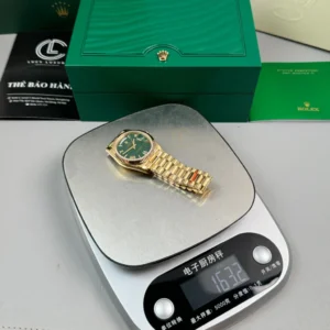 Rolex Day Date 40mm 180gram Yellow Gold Green Dial 228238 – VIP Version - Görsel 8