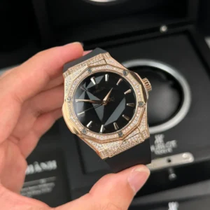 Hublot Classic Fusion Orlinski King Gold 550.OS.1800.RX.1604.ORL19 Zicron Pave 40mm – VIP Version - Görsel 3