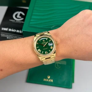 Rolex Day Date 40mm 180gram Yellow Gold Green Dial 228238 – VIP Version - Görsel 4