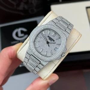 Alternative view of Patek Philippe Nautilus 5711 40mm Up Full 3000pcs Moissanite Pave Hongkong – Customize Diamod