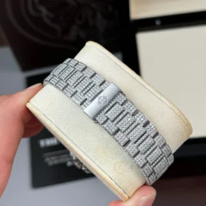 Patek Philippe Nautilus 5711 40mm Up Full 3000pcs Moissanite Pave Hongkong – Customize Diamod - Görsel 6