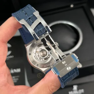 Hublot Classic Fusion Diamonds Moissanite Pave 42mm Blue Dial – Customize Diamod - Görsel 7