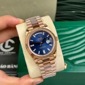 Alternative view of Rolex Day Date 228235-0085 40mm Blue Dial Rose Gold – VIP Version