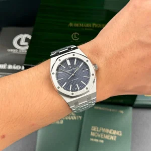Audemars Piguet Royal Oak 15400ST 41mm Blue Dial Stainless Steel Blue Dial – VIP Version - Görsel 9