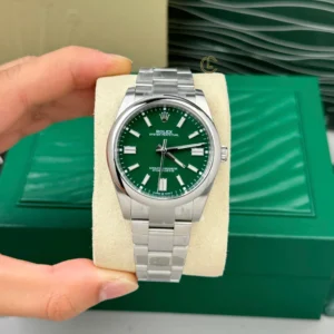Rolex Oyster Perpetual 126000-0005 36mm Green Dial – VIP Version - Görsel 3