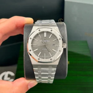 Alternative view of Audemars Piguet Royal Oak 15400ST 41mm Grey Dial Steel – VIP Version