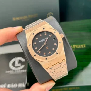 Alternative view of Audemars Piguet Royal Oak “Jumbo” Extra-Thin 15207OR.OO.1240OR.01 39mm Black Dial Rose Gold – VIP Version