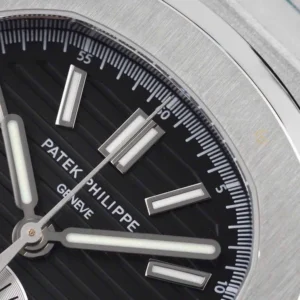 Patek Philippe Nautilus Chronograph 5980/1A-014 40.5mm Black Dial with Leather Strap – VIP Version - Görsel 5