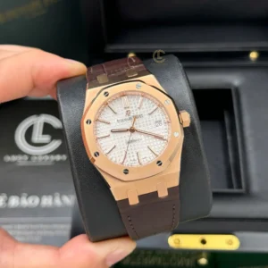 Audemars Piguet Royal Oak 15450OR 37mm White Dial Rose Gold – VIP Version - Görsel 4
