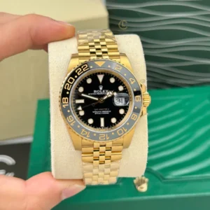 Rolex GMT-Master II M126718GRNR-0001 40mm Black Dial Yellow Gold – VIP Version - Görsel 4