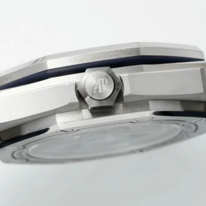 Audemars Piguet Royal Oak Offshore Diver 15720ST 42mm Blue Dial – VIP Version - Görsel 8