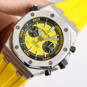 Audemars Piguet Royal Oak Offshore Diver Chronograph in Yellow 26703ST 42mm – VIP Version - Görsel 3