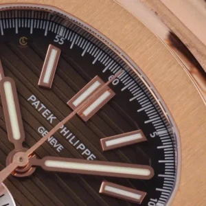 Patek Philippe Nautilus 5980R-001 40.5mm Chronograph Rose Gold – VIP Version - Görsel 4