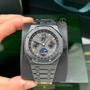 Audemars Piguet Royal Oak Perpetual Calendar 26579CE.OO.1225CE.01 Black Ceramic 41mm – VIP Version - Görsel 3