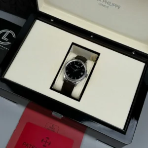 Patek Philippe Calatrava 5227G-001 39mm Black Dial Steel – VIP Version - Görsel 8