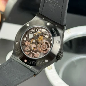 Hublot Classic Fusion Skeleton Tourbilon 505.CM.0140.LR 45mm Ceramic – VIP Version - Görsel 5