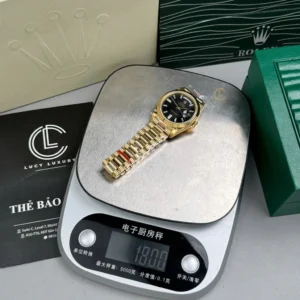 Rolex Day Date M228238-0004 40mm Black Dial Yellow Gold – VIP Version - Görsel 9