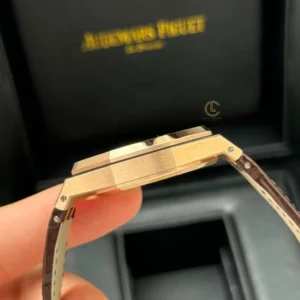Audemars Piguet Royal Oak 15450OR 37mm White Dial Rose Gold – VIP Version - Görsel 7