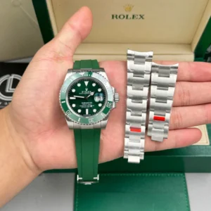 Alternative view of Rolex Submariner Date Hulk 116610LV 40mm Rubber Steel – VIP Version