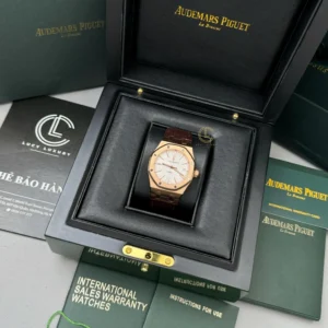 Audemars Piguet Royal Oak 15450OR 37mm White Dial Rose Gold – VIP Version - Görsel 11