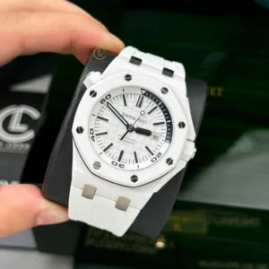 Audemars Piguet Royal Oak Offshore Diver 15707CE 42mm White Dial Ceramic – VIP Version - Görsel 4