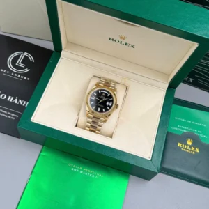 Rolex Day Date M228238-0004 40mm Black Dial Yellow Gold – VIP Version - Görsel 10