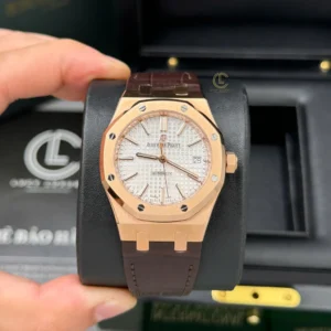 Audemars Piguet Royal Oak 15450OR 37mm White Dial Rose Gold – VIP Version - Görsel 3