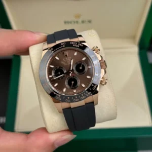 Alternative view of Rolex Cosmograph Daytona 116515LN-0041 40mm Chocolate Dial Rose Gold – VIP Version